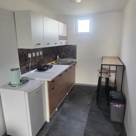 Natasa 1 Apartamento *